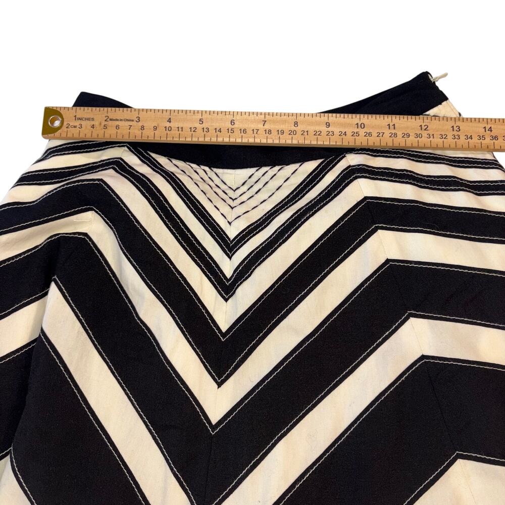 Anthropologie Elegant Old Money Full Lined Retro Mod Contrast Stitch Midi Skirt - Picture 8 of 11